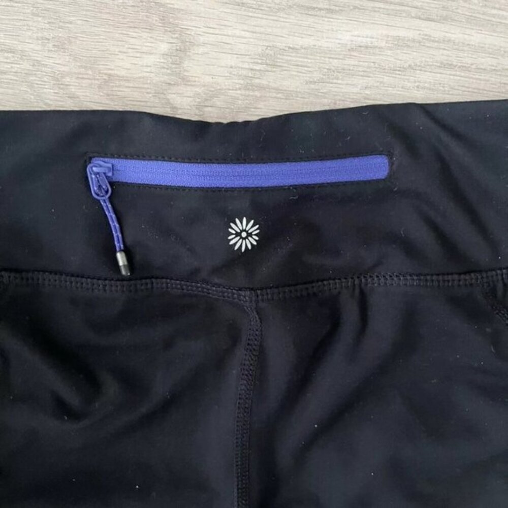 Tangerine (New with Tags) Workout Capris S
